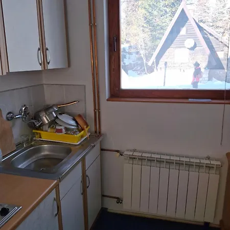 アパート Mountain Flower ヤホリナ